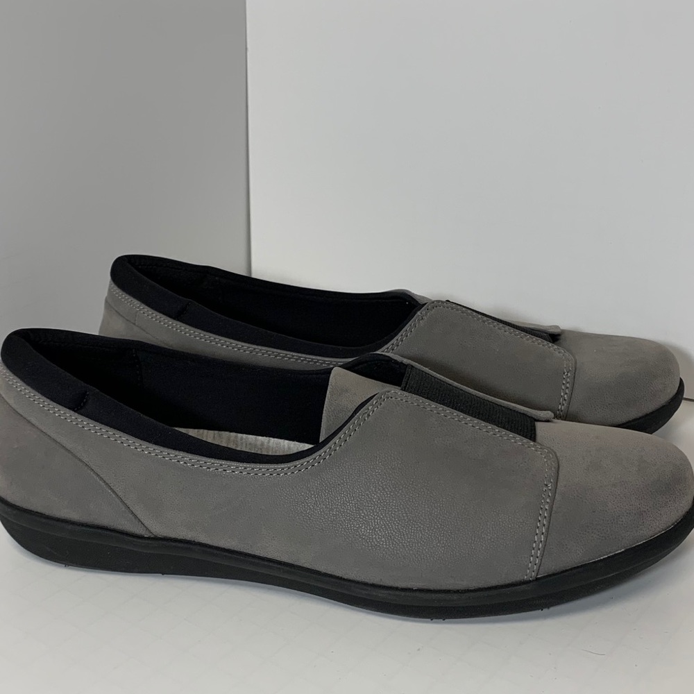CLARKS AYLA BAND GREY WOMEN'S size 6.5